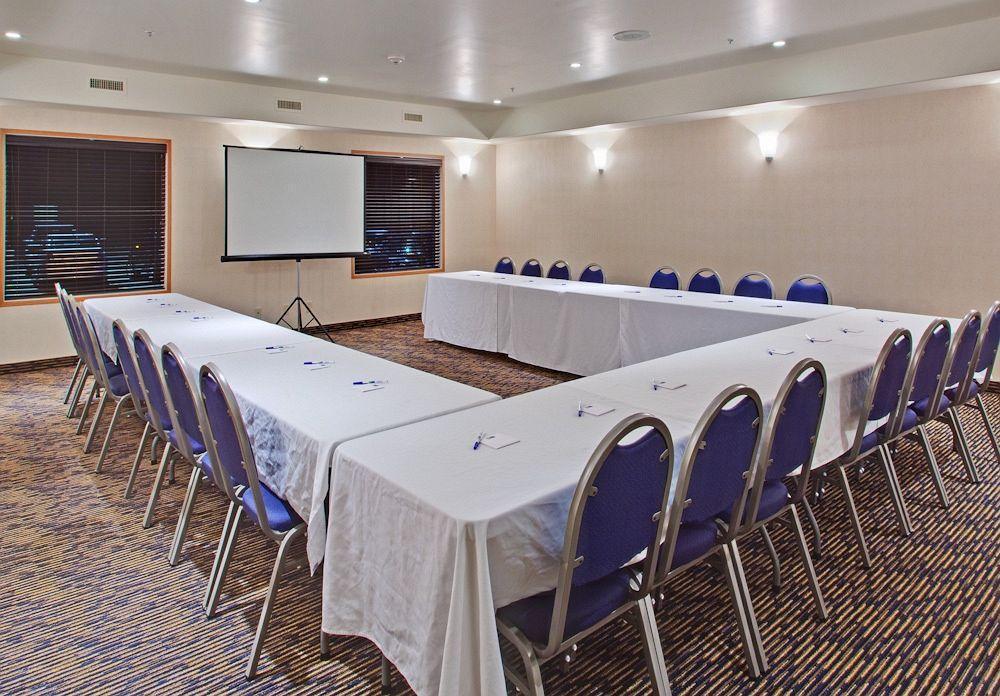 Holiday Inn Express Yorkton East By Ihg Kültér fotó